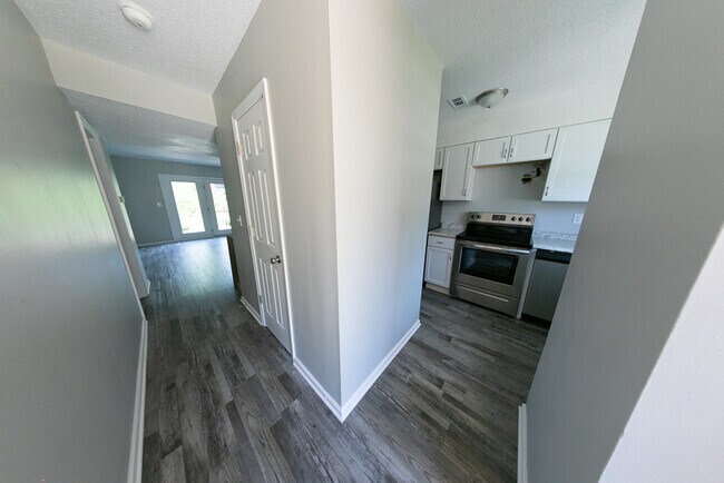 Foto del edificio - 825 Broad St