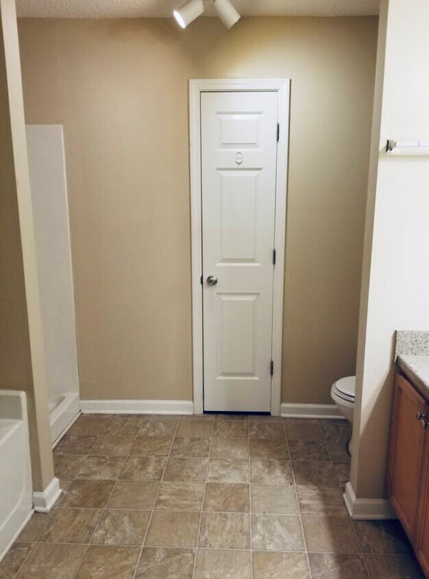 Foto principal - 4925 Sierra Way