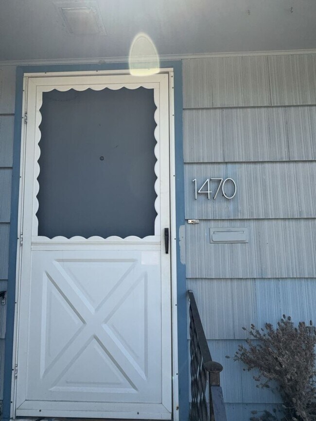 Foto del edificio - 1470 Ruge St NW
