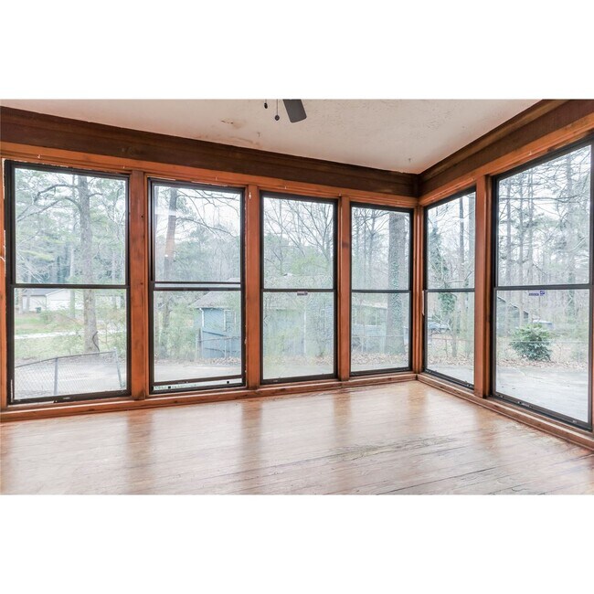 Foto del edificio - 5344 Cumberland Way SW