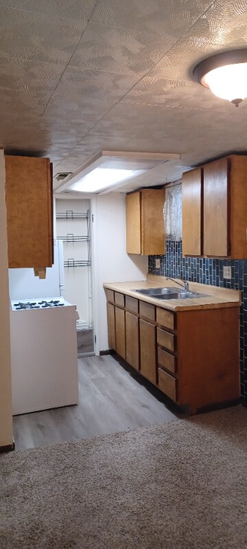 Foto del edificio - 357 N Clarkson St