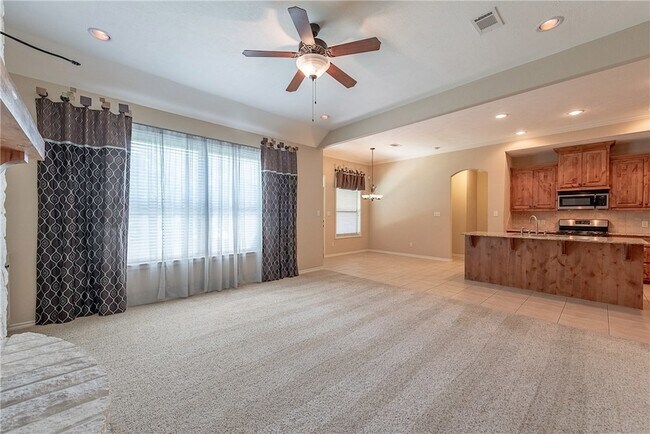 Foto del edificio - 2403 Norham Dr