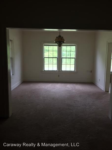 Building Photo - 4 br, 3 bath House - 6874 Greenwood Rd.
