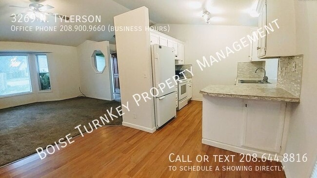 Foto del edificio - 3269 N. Tylerson-