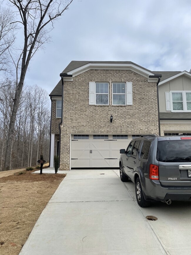 Building Photo - 26 Beech Ln N