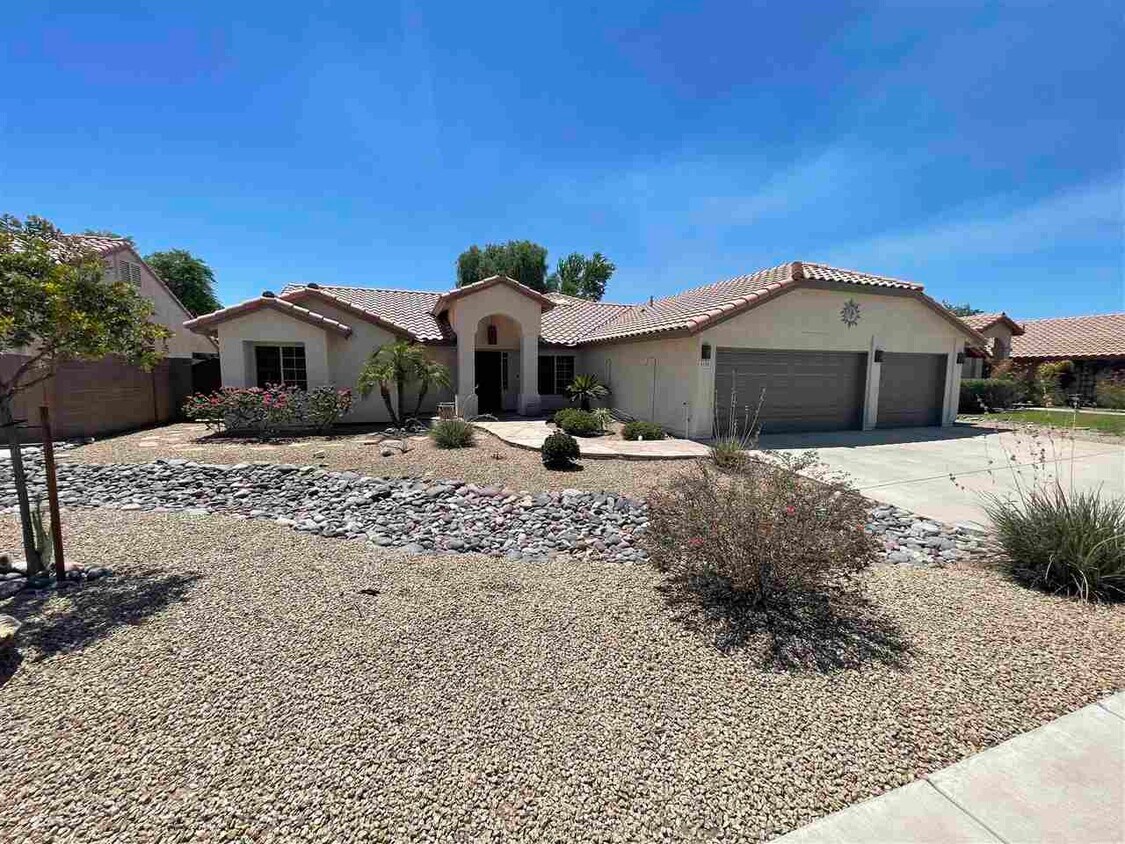 8195 E Lorenzo Ln, Yuma, AZ 85365 House Rental in Yuma, AZ