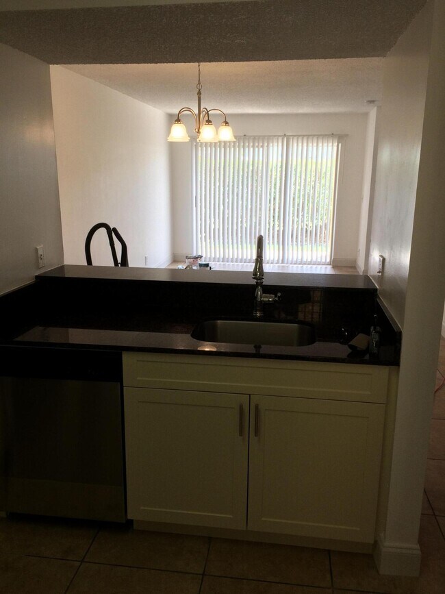 Foto del edificio - 1020 Lake Shore Dr