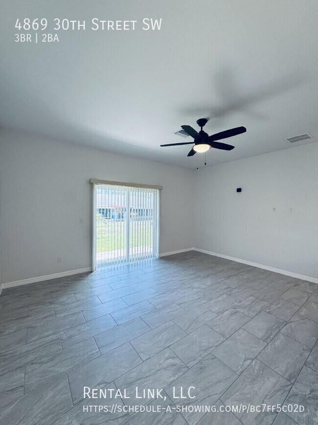 Foto del edificio - 4869 30th St SW