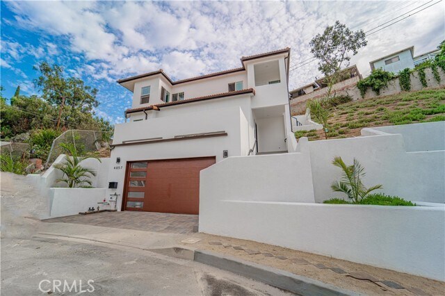 Foto principal - 4857 Farquhar St