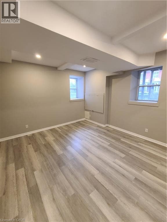 Building Photo - 98 Duke St