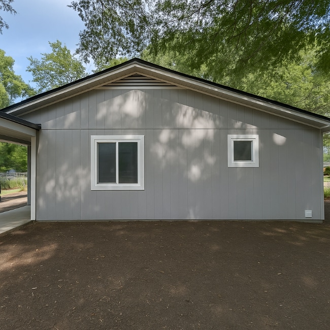 Building Photo - 618 White St