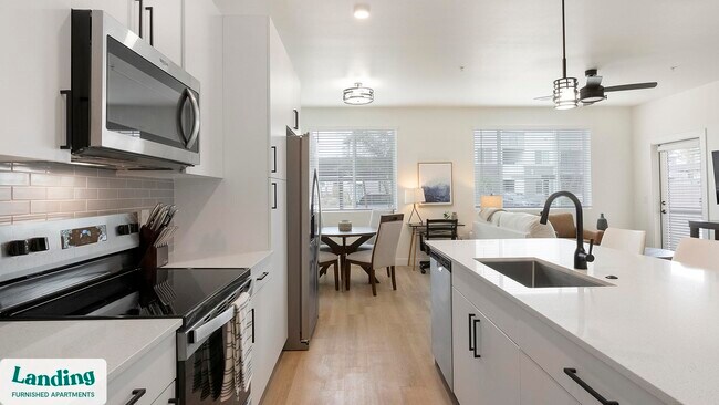 Foto del edificio - 255 N Camino Mercado