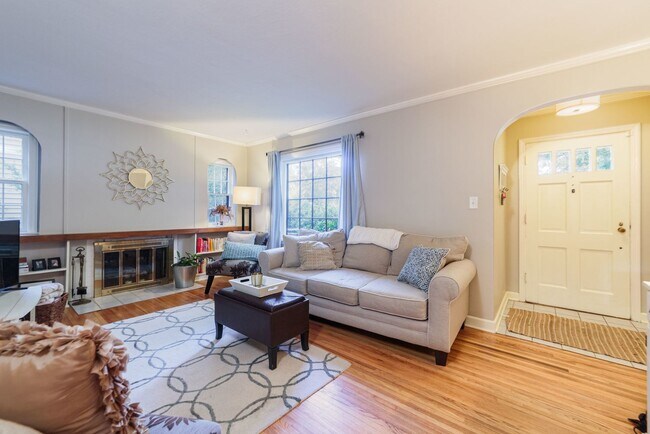 Foto del edificio - 609 Dawson Ave