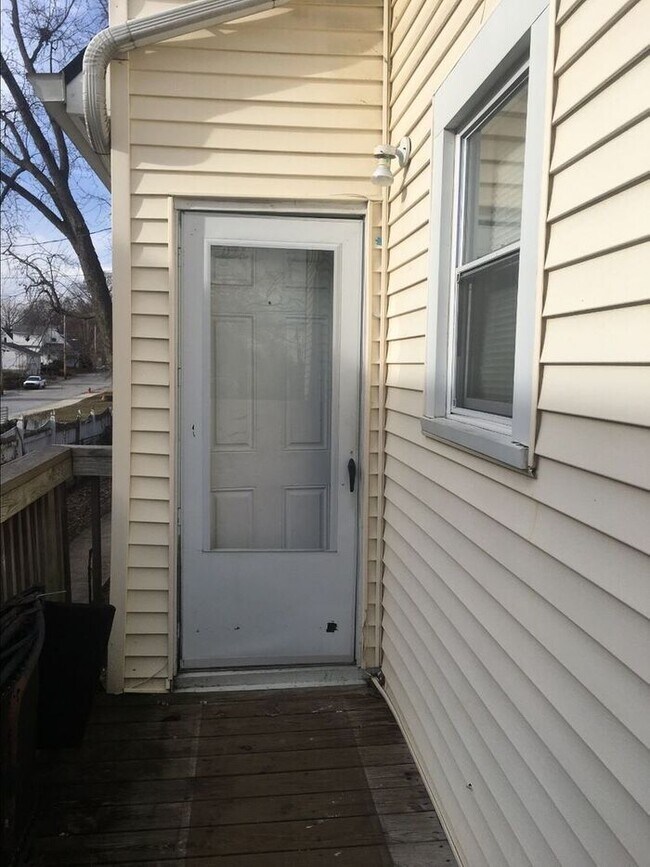 Foto del edificio - 306 N State St