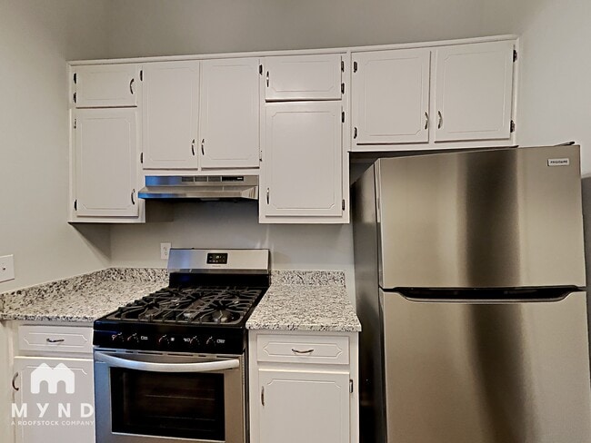 Foto del edificio - 1427 Hillside Pl SE