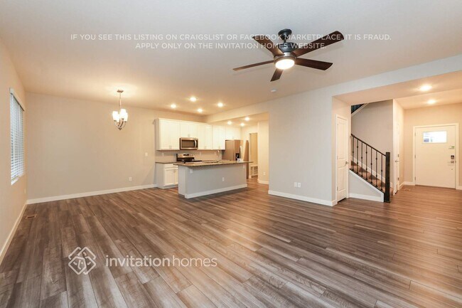 Foto del edificio - 11127 House Finch Ln