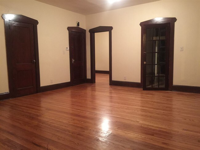 Foto del edificio - 529 Riverside Ave