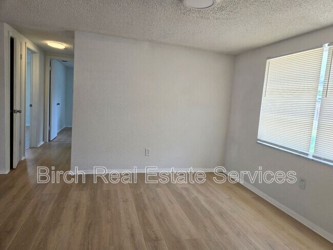 Foto del edificio - 3200 Peterborough St