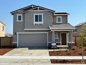 Building Photo - 1000 Silver Feather Wy