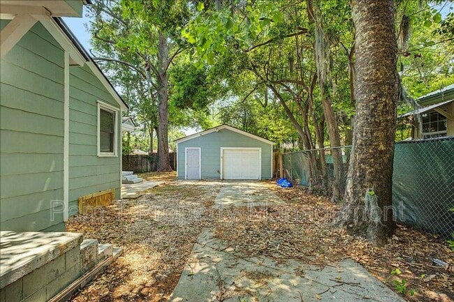 Foto del edificio - 2149 Vermont Ave