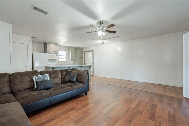 Foto del edificio - 444 Frontier St