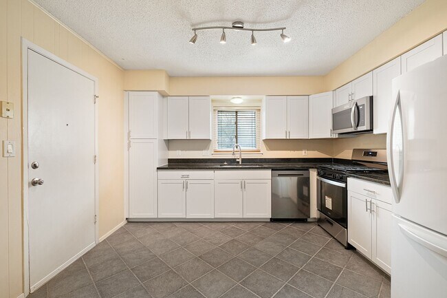 Foto del edificio - Charming Family Home in Desirable Allendal...