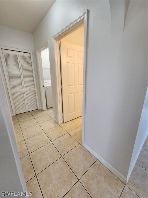 Building Photo - 2261 Somerset Ridge Dr