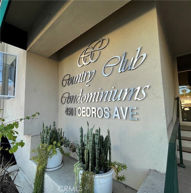 Foto principal - 4501 Cedros Ave