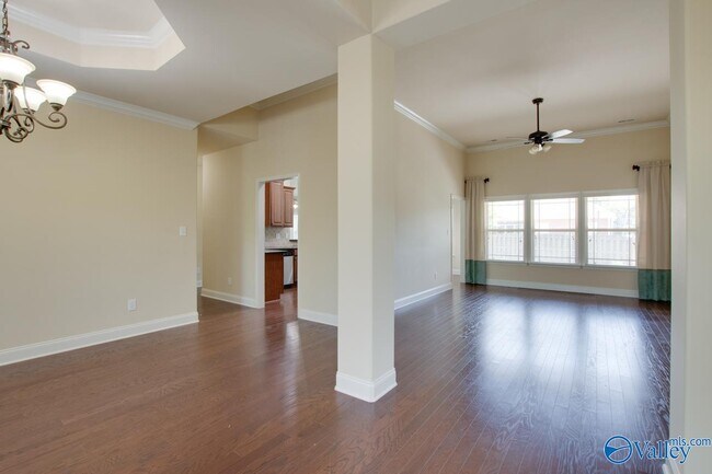 Foto del edificio - 2505 Caldwell Park Ct SE