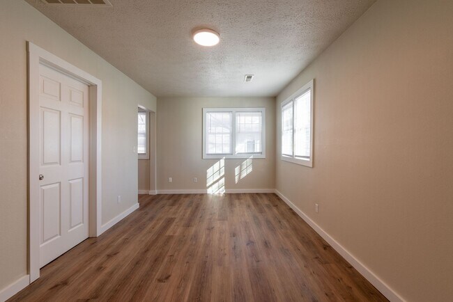 Foto del edificio - 615 W Madison St