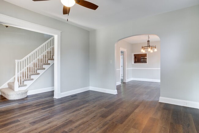 Building Photo - Gorgeous 3-bedroom Moravia townhome - Back...