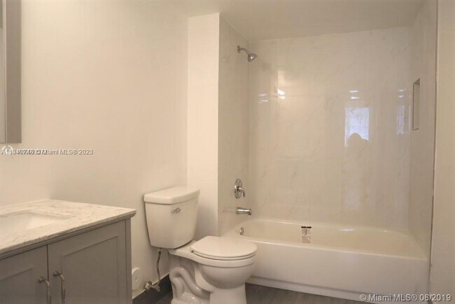 Foto del edificio - 711 SW 111th Way