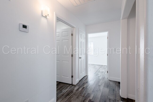 Foto del edificio - 130 8th St
