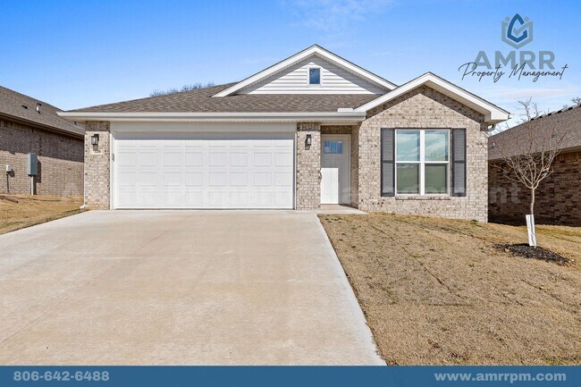 Foto del edificio - Charming 4-Bedroom Home – Space, Style, an...