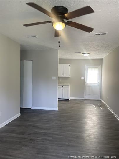 Building Photo - 1785 Roberta Ct