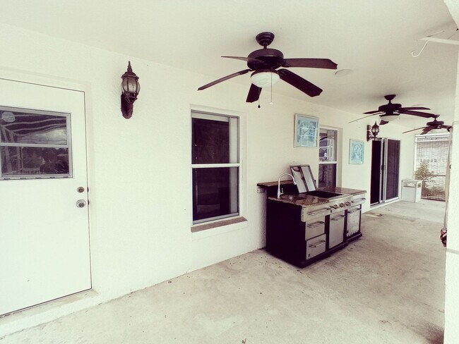 Foto del edificio - 17411 Woodcrest Way