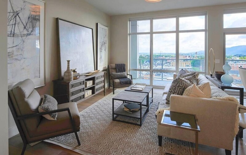 Foto principal - 217 W Beaver Ave