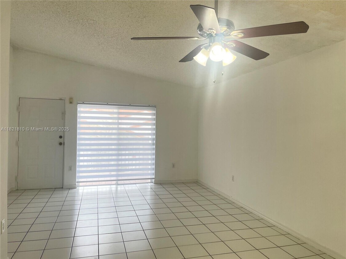 Foto del edificio - 7655 SW 153rd Ct