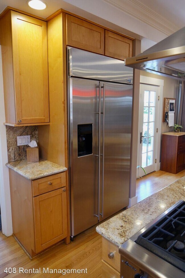 Foto del edificio - 4 br, 2.5 bath House - 619 Chapman Street