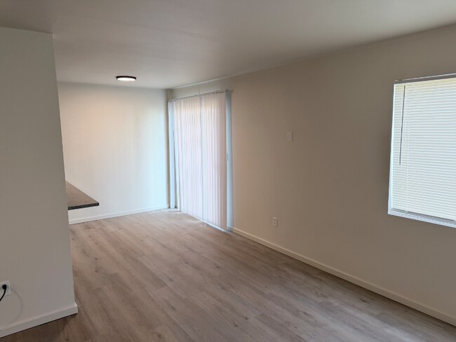 Foto del edificio - 223 E St NE