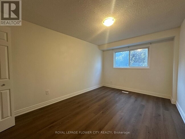 Building Photo - 24 Peterson Ct