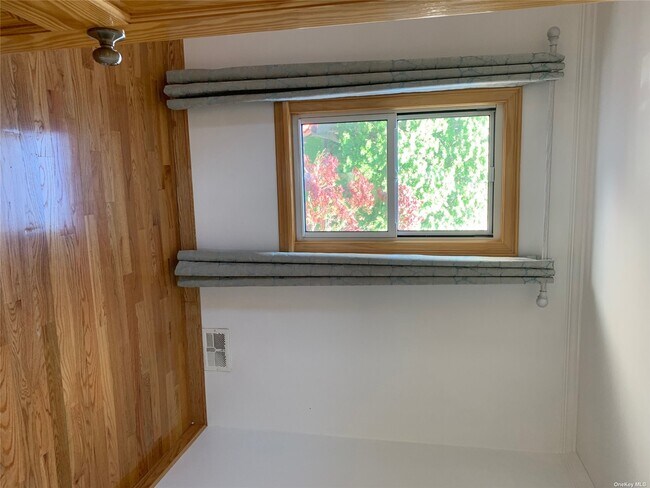 Building Photo - 29-30-30 143rd St