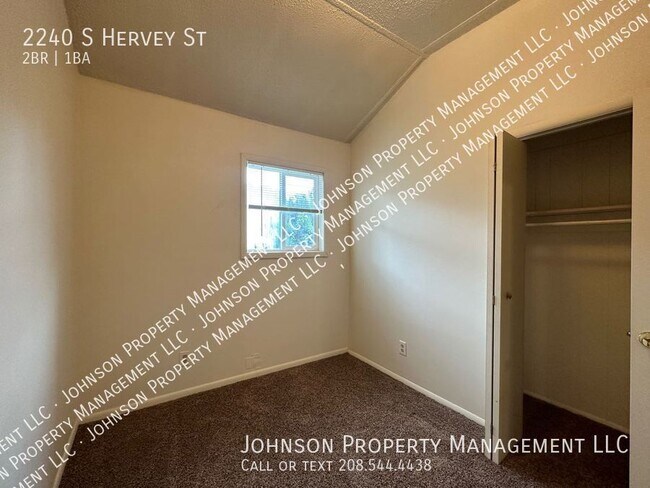 Foto del edificio - 2240 S Hervey St