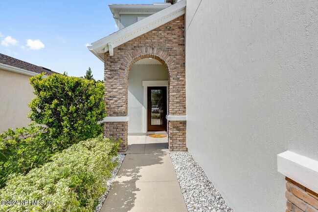Building Photo - 47 Forest Edge Dr