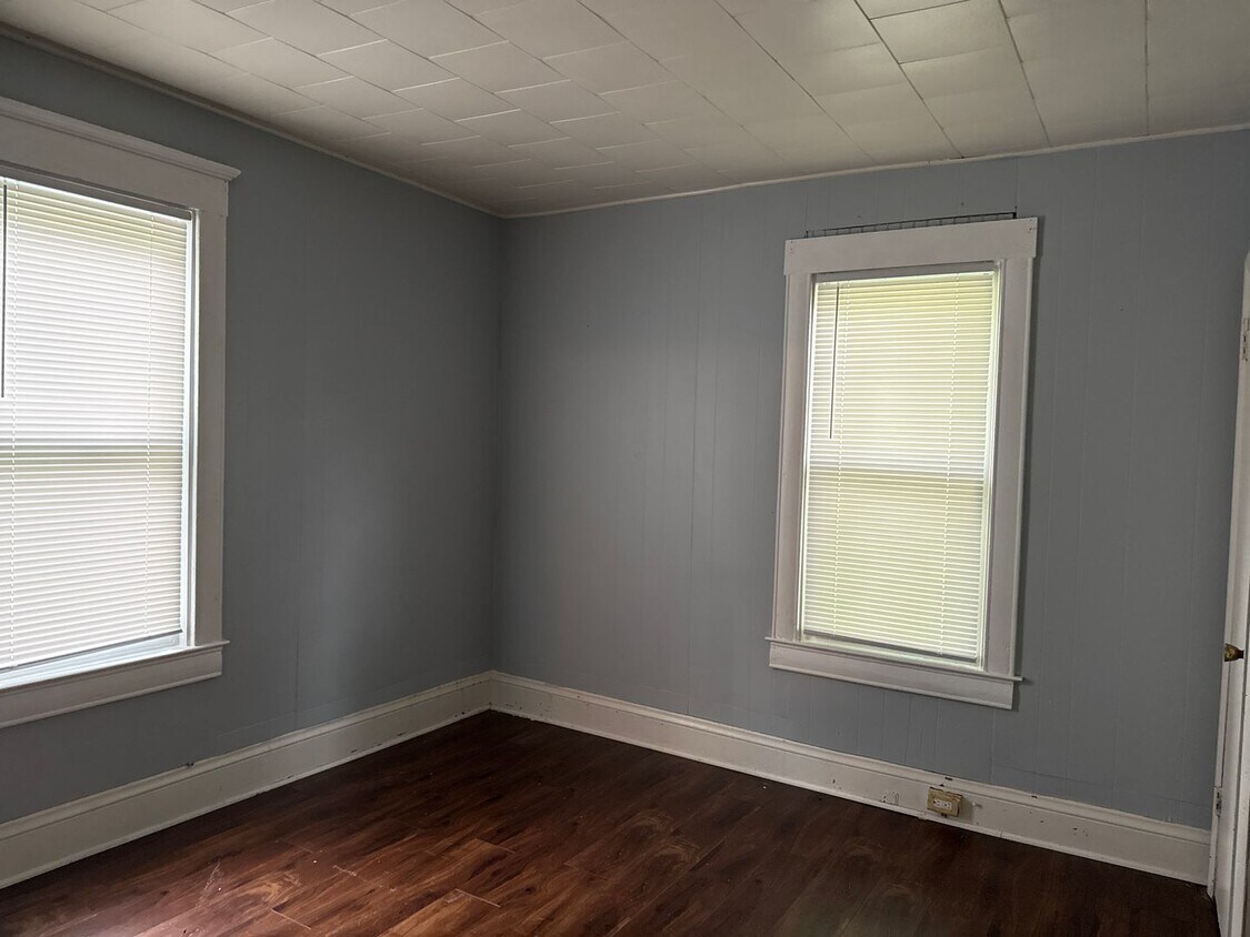 Foto principal - 1112 N Lincoln Ave