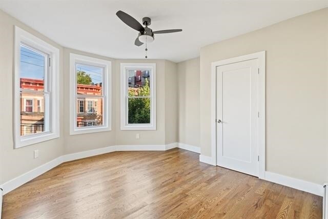 Building Photo - 321 50th St