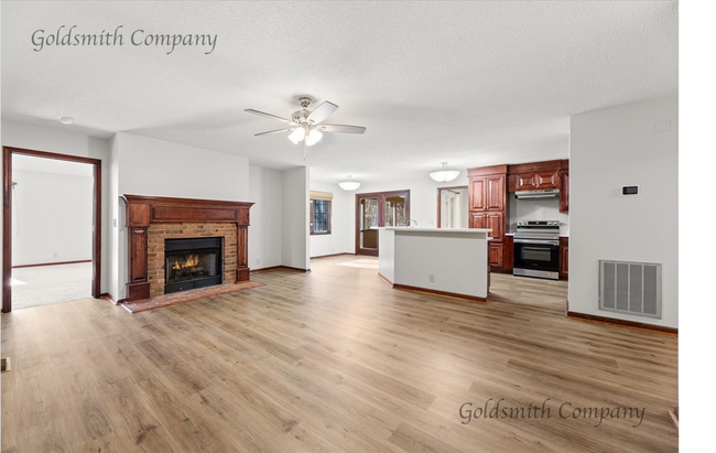 Building Photo - 208 Yellow Poplar Court