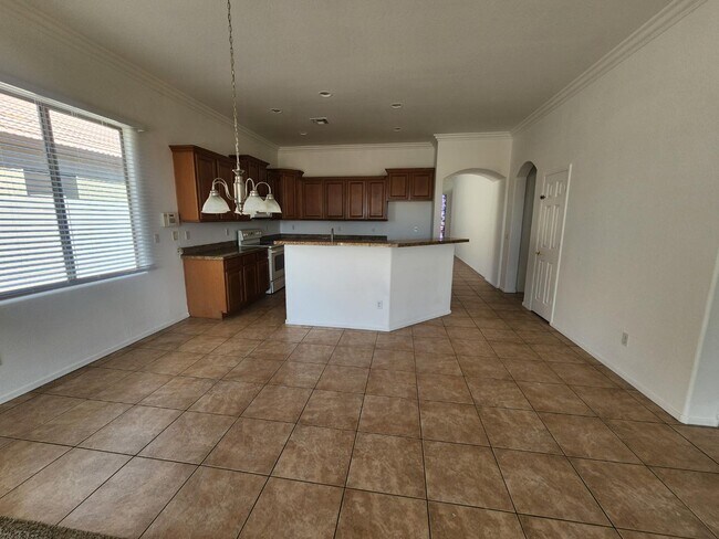 Foto del edificio - 3410 S 104th Ln