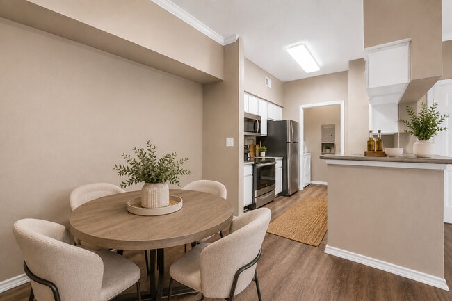 A1_615sf -Dining Area/ Kitchen - Stoneleigh on Cartwright