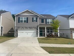 Building Photo - 111 David Hill Dr